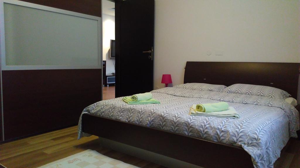 Apartments Mari Novigrad  ภายนอก รูปภาพ